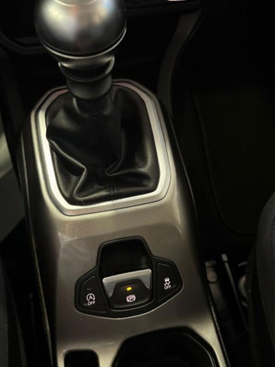 Jeep Renegade 1.6 Mjt 130 CV Limited (19)