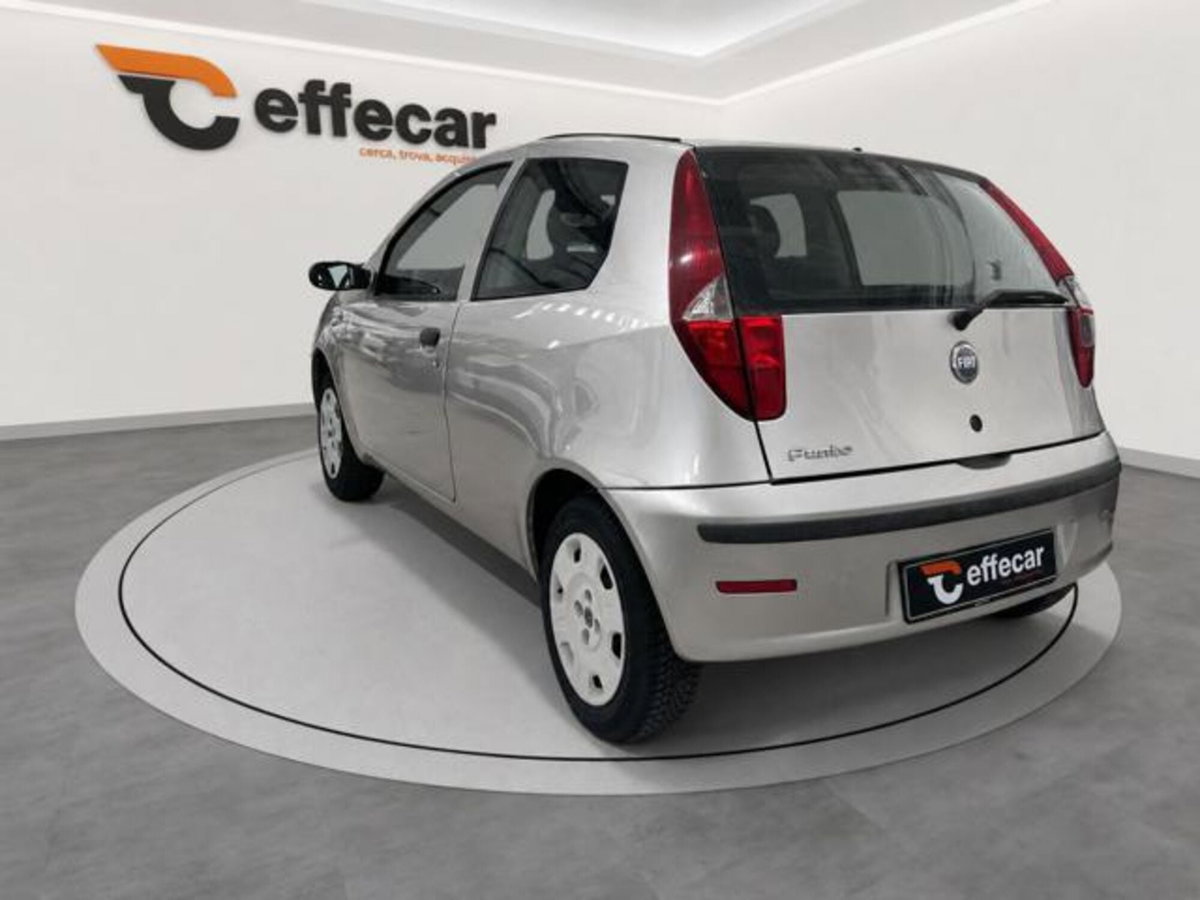Fiat Punto 1.2 3 porte Active (4)