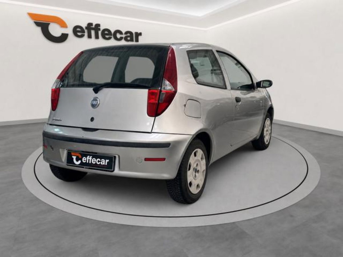 Fiat Punto 1.2 3 porte Active (6)
