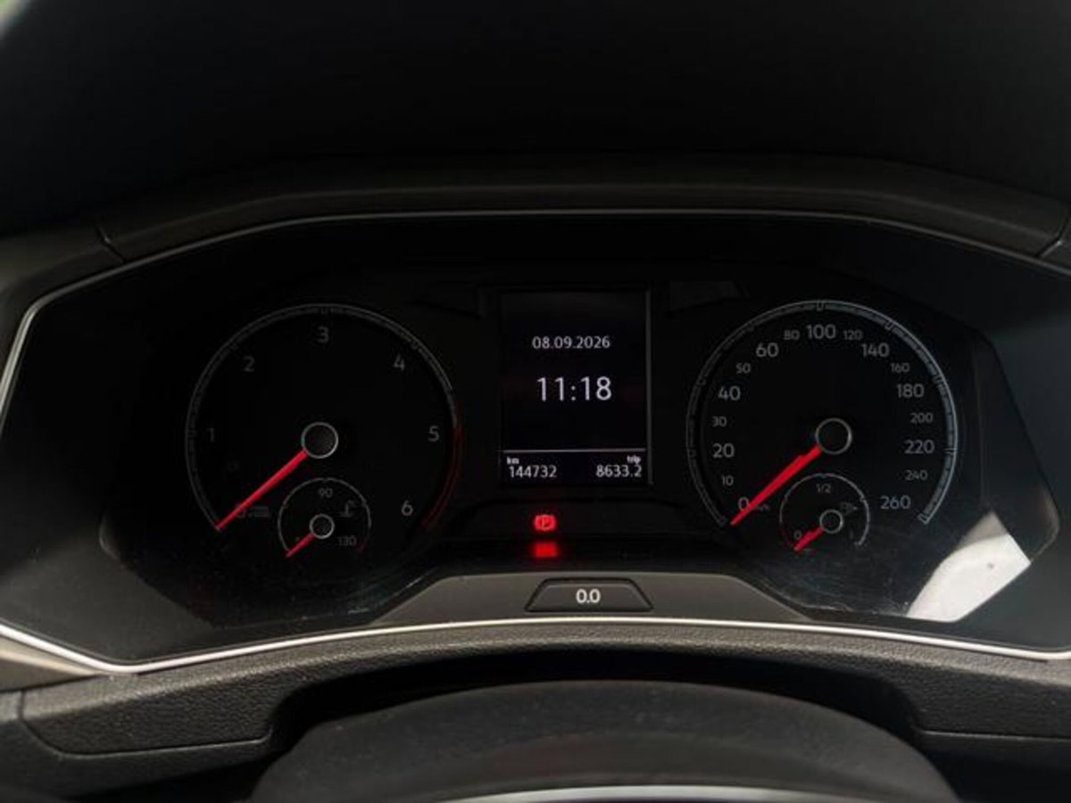 Volkswagen T-Roc 2.0 TDI SCR 150 CV DSG Sport BlueMotion Technology (9)