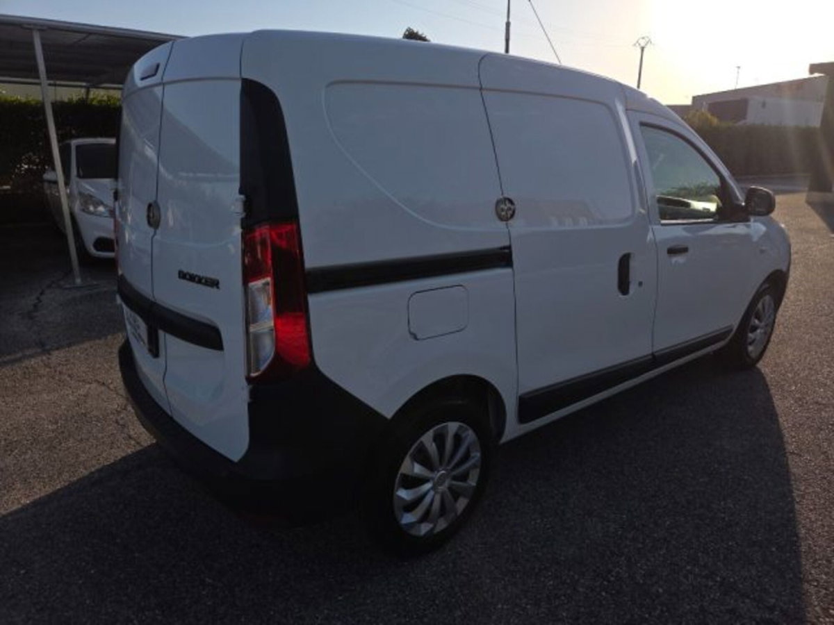 Dacia Dokker Furgone 1.6 8V 100CV Start&Stop GPL Furgone (4)