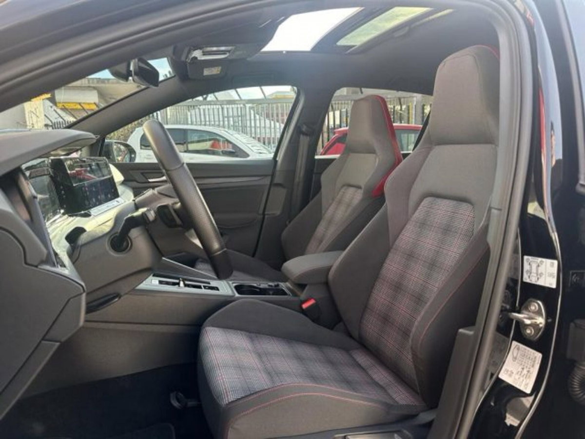 Volkswagen Golf 2.0 tsi GTI MT Ultimate 245cv (13)