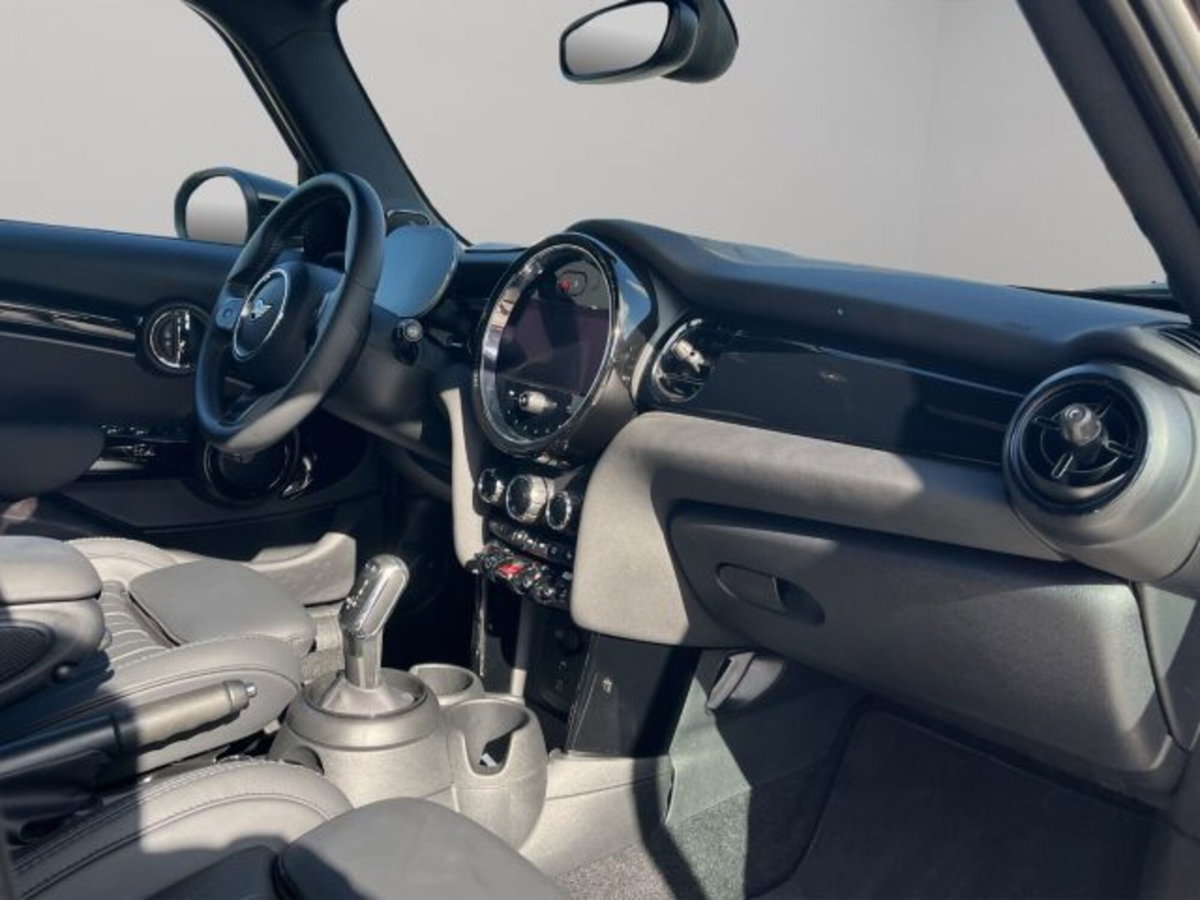 MINI Mini 1.5 Cooper Yours (8)