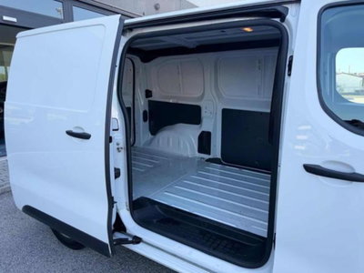Opel Vivaro Furgone 2.0 Diesel 145CV S&S AT8 PL-TN M Furgone Enjoy (17)
