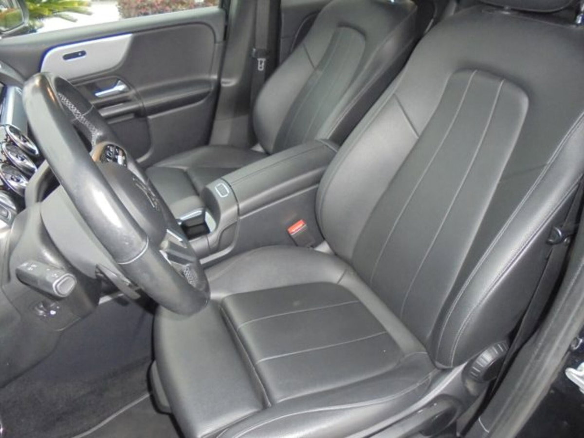 Mercedes-Benz GLB 200 d Automatic 4Matic Sport (10)