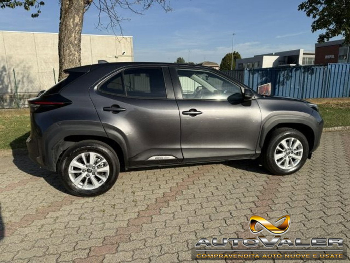Toyota Yaris Cross 1.5h GR Sport Black Sky fwd 116cv e-cvt (5)