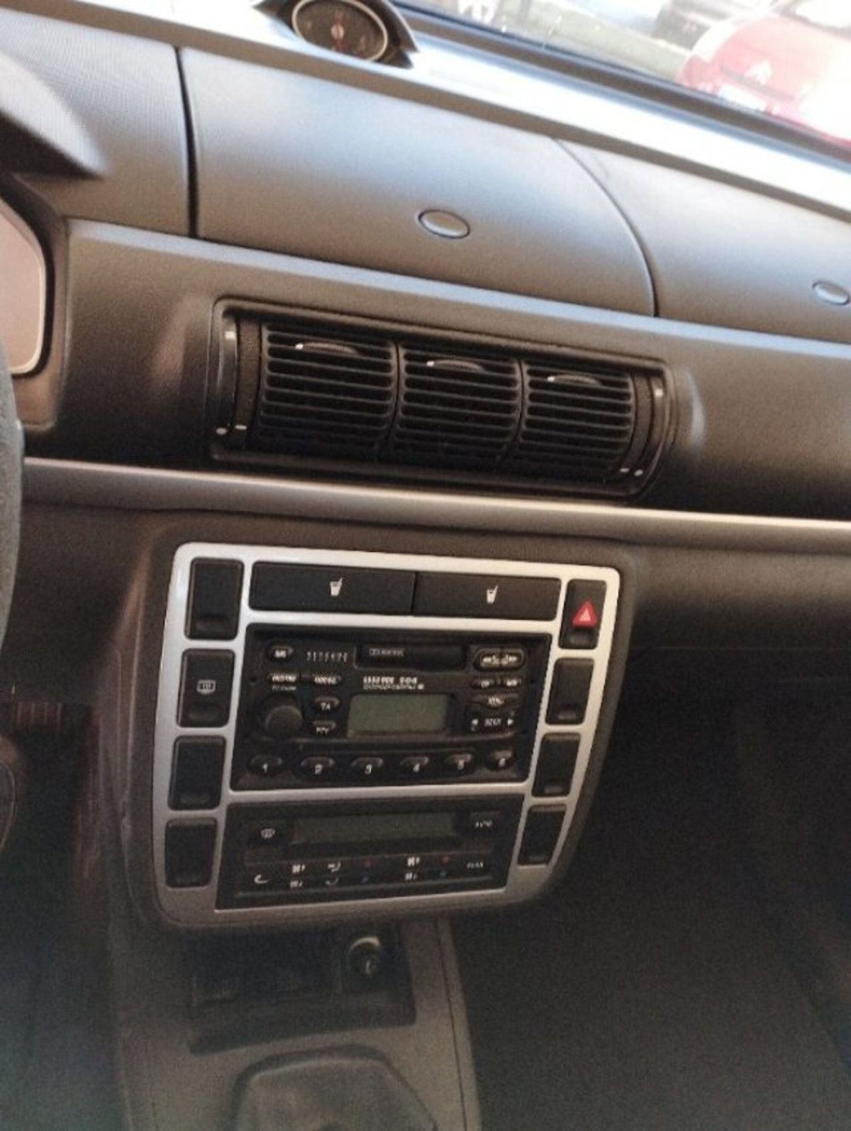Ford Galaxy 1.9 TDI (130CV) cat (10)