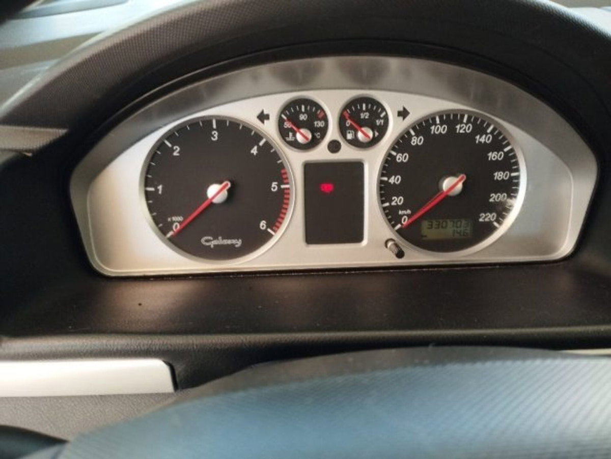 Ford Galaxy 1.9 TDI (130CV) cat (9)
