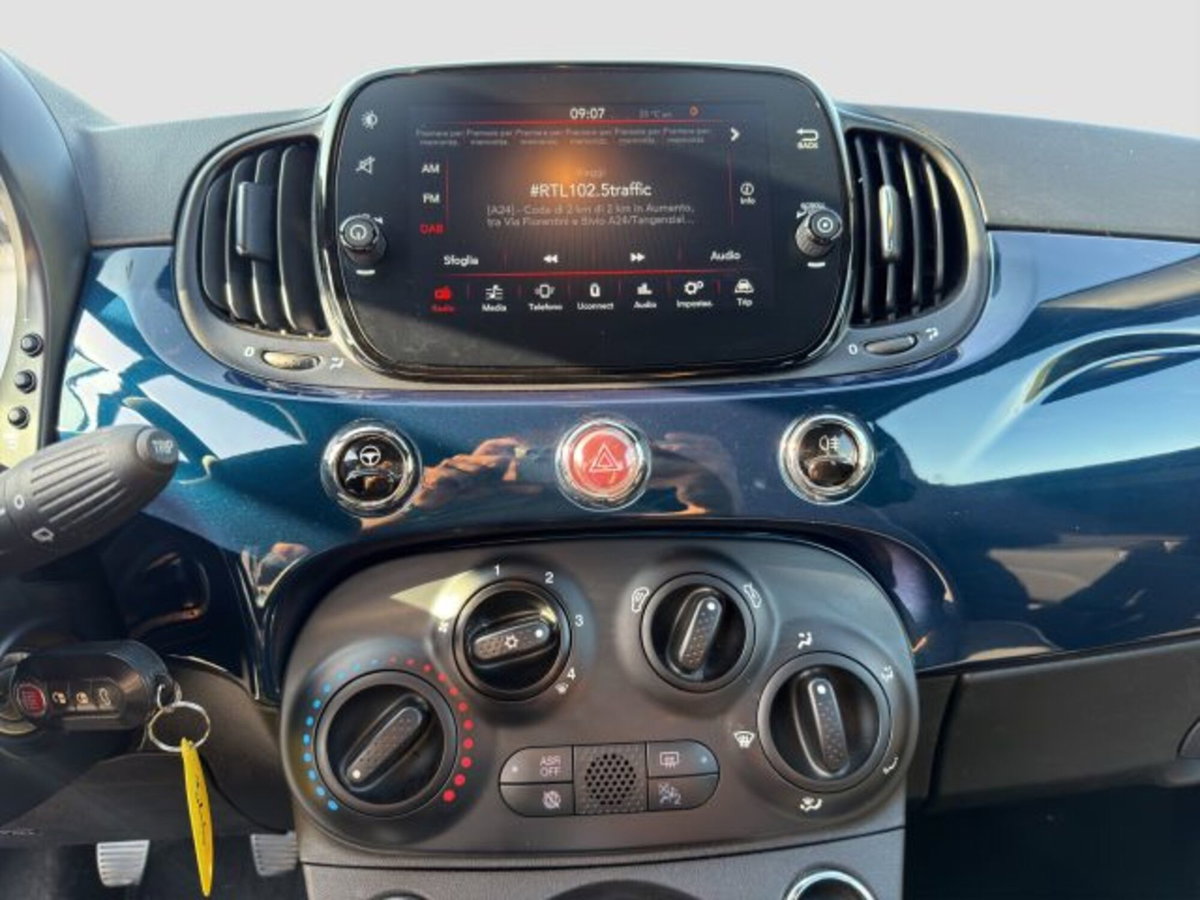 Fiat 500 1.0 Hybrid Lounge (16)