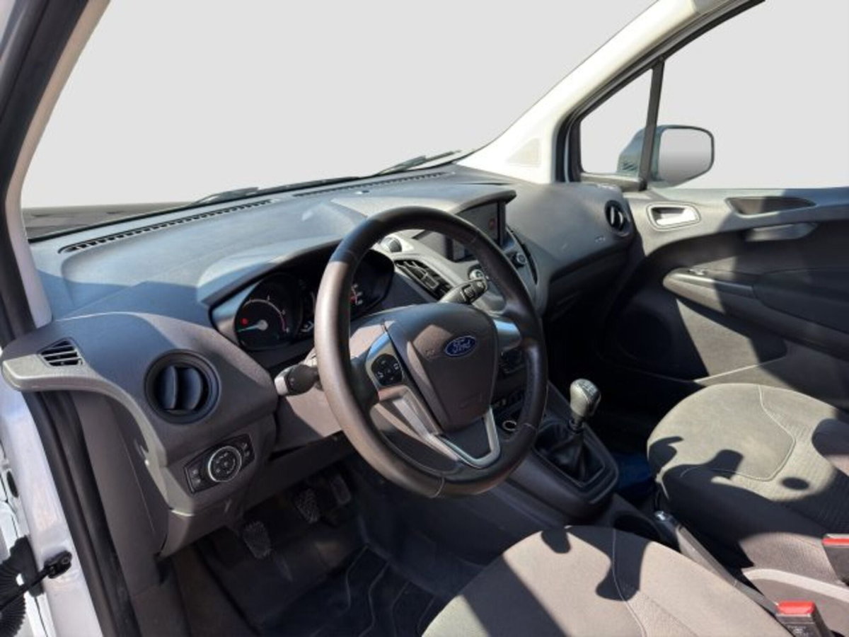 Ford Transit Courier 1.5 TDCi 100CV  Trend (9)