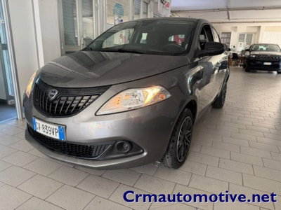 Lancia Ypsilon 1.0 FireFly 5 porte S&S Hybrid Silver Plus (3)