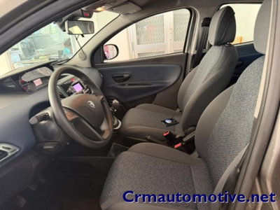 Lancia Ypsilon 1.0 FireFly 5 porte S&S Hybrid Silver Plus (7)