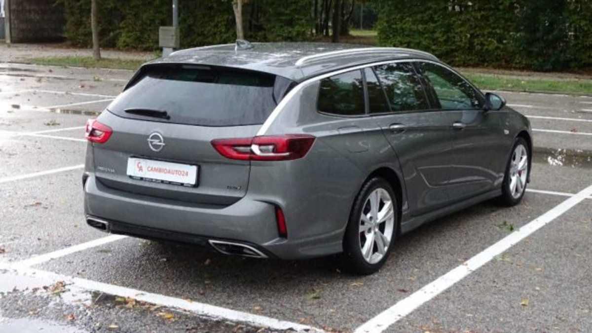 Opel Insignia Station Wagon 2.0 BiTurbo CDTI S&S AWD aut. Sports GSi (7)