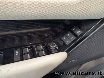 Land Rover Range Rover Velar 2.0D I4 240 CV R-Dynamic (10)