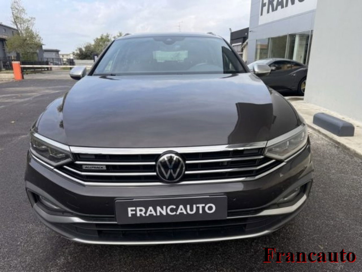 Volkswagen Passat Variant Alltrack 2.0 TDI 200 CV 4MOTION DSG (2)
