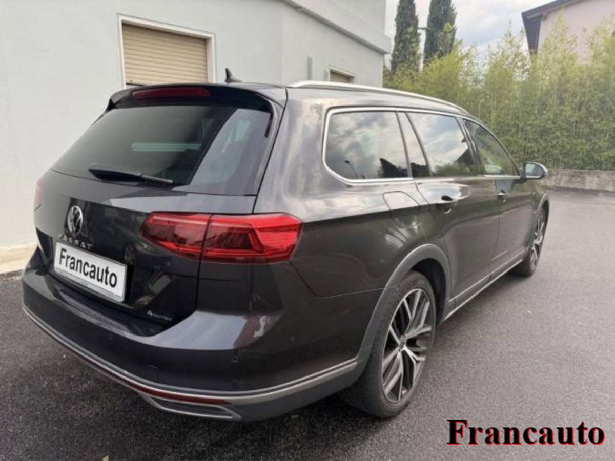 Volkswagen Passat Variant Alltrack 2.0 TDI 200 CV 4MOTION DSG (4)