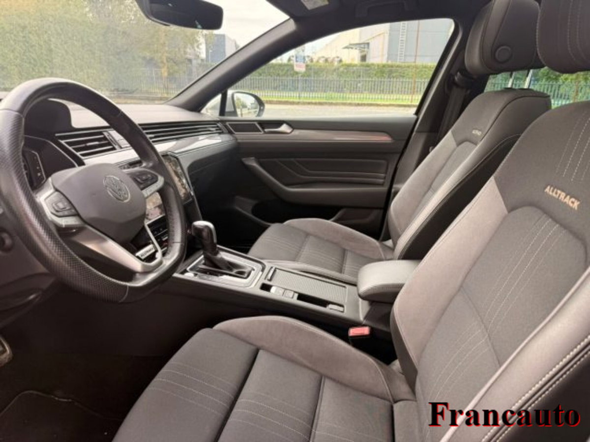 Volkswagen Passat Variant Alltrack 2.0 TDI 200 CV 4MOTION DSG (6)