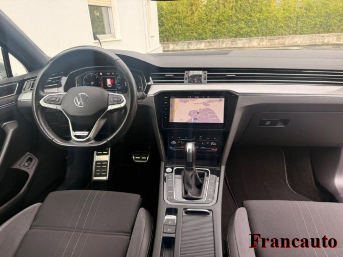 Volkswagen Passat Variant Alltrack 2.0 TDI 200 CV 4MOTION DSG (9)