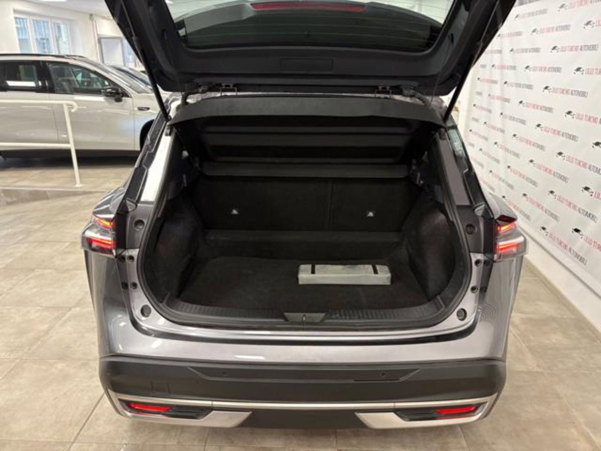 Nissan Qashqai 1.3 mhev Acenta 2wd 140cv (18)