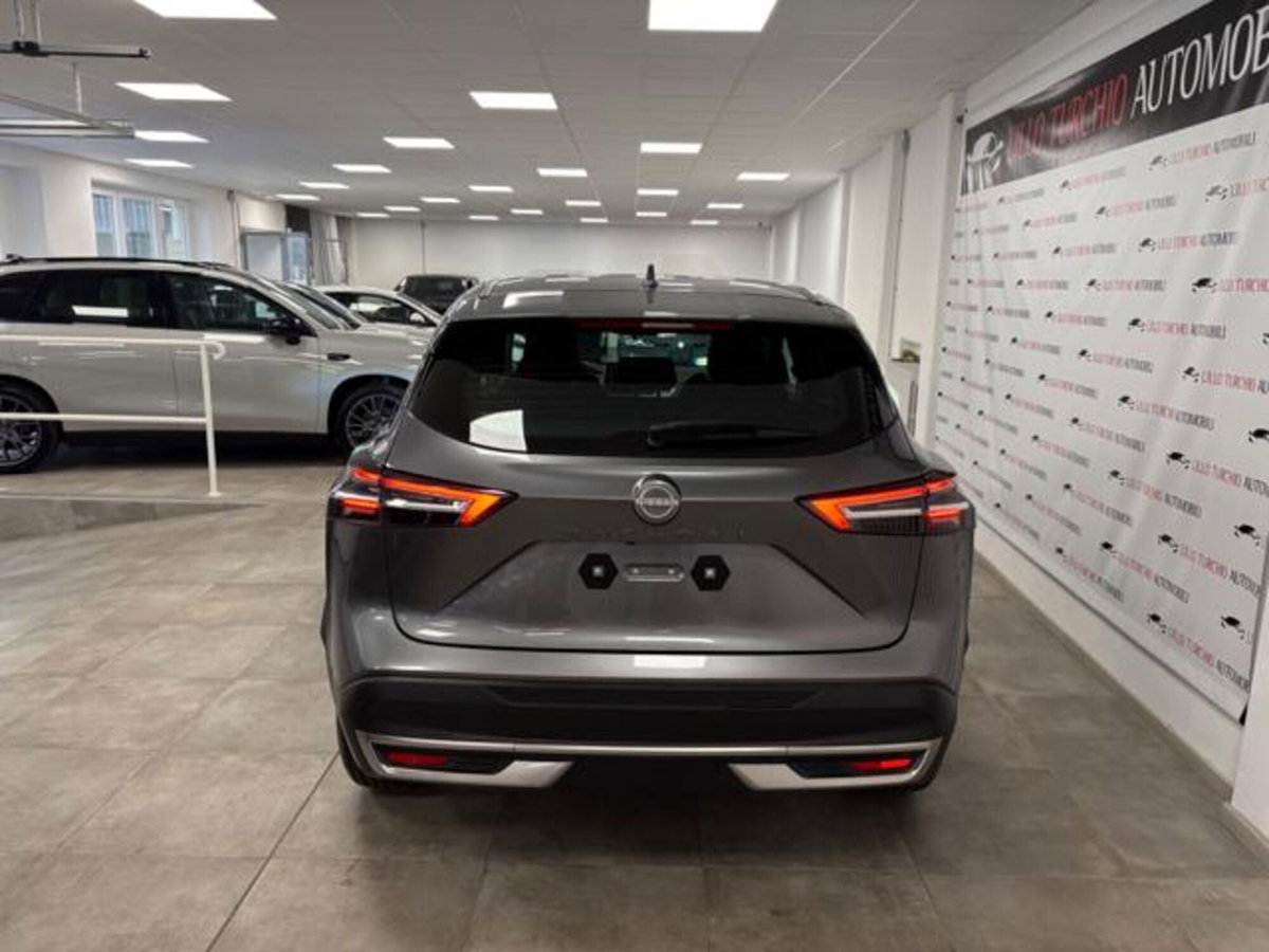 Nissan Qashqai 1.3 mhev Acenta 2wd 140cv (5)