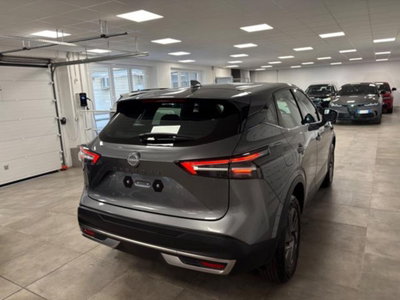Nissan Qashqai 1.3 mhev Acenta 2wd 140cv (6)