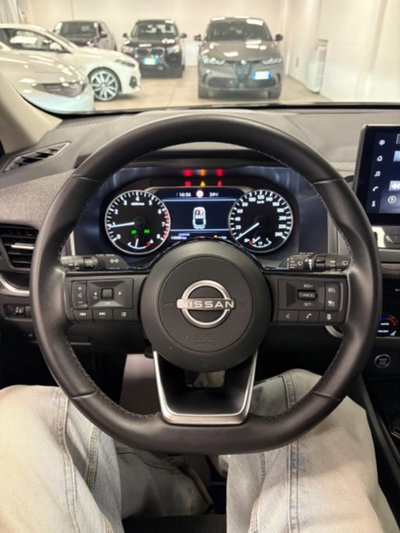 Nissan Qashqai 1.3 mhev Acenta 2wd 140cv (9)