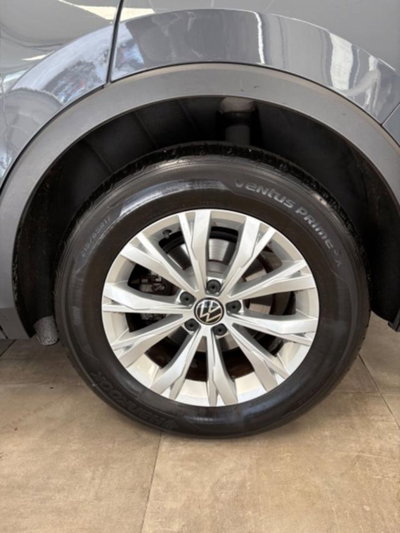 Volkswagen Tiguan 2.0 TDI 150 CV SCR DSG Life (19)