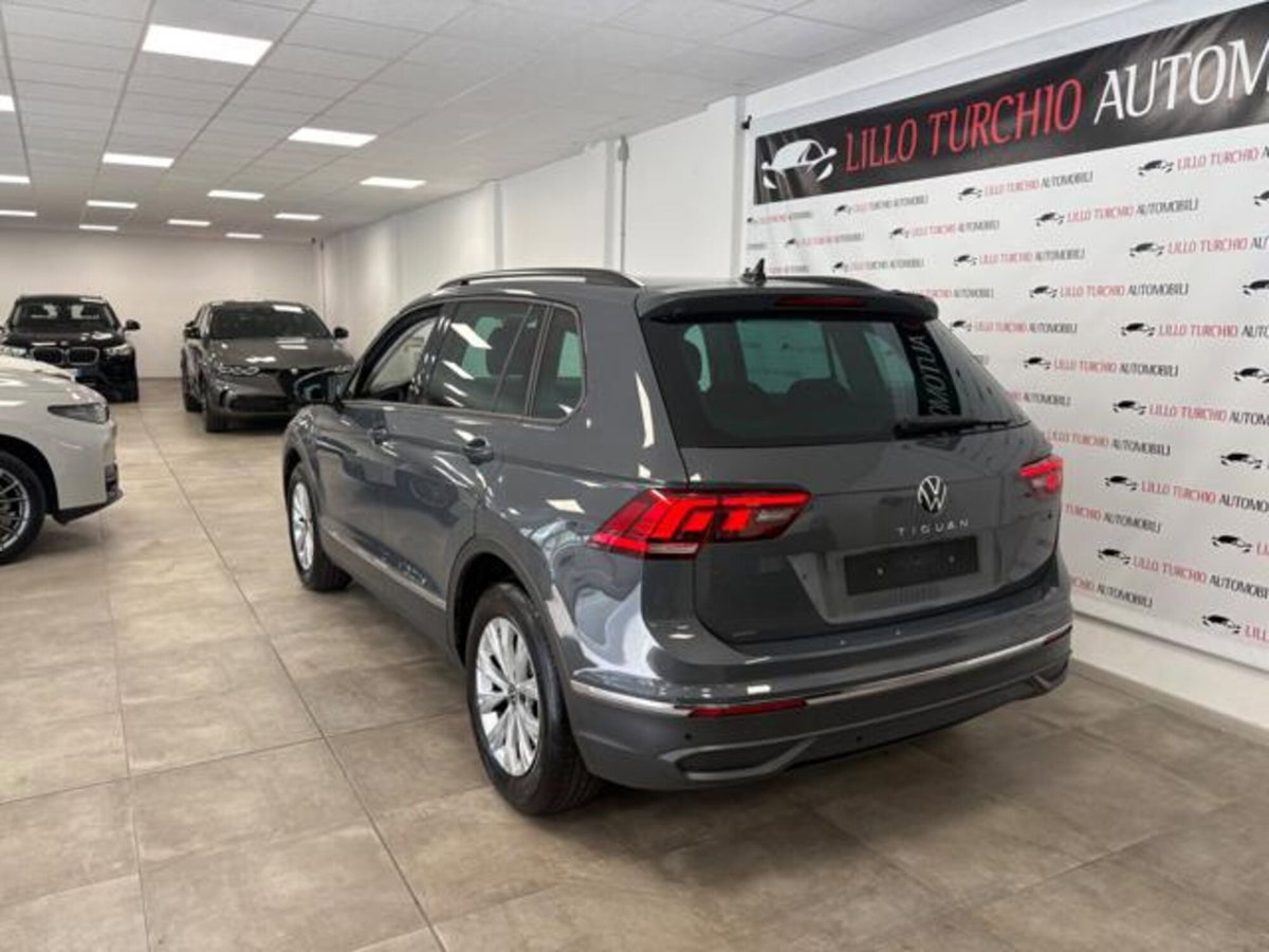 Volkswagen Tiguan 2.0 TDI 150 CV SCR DSG Life (4)
