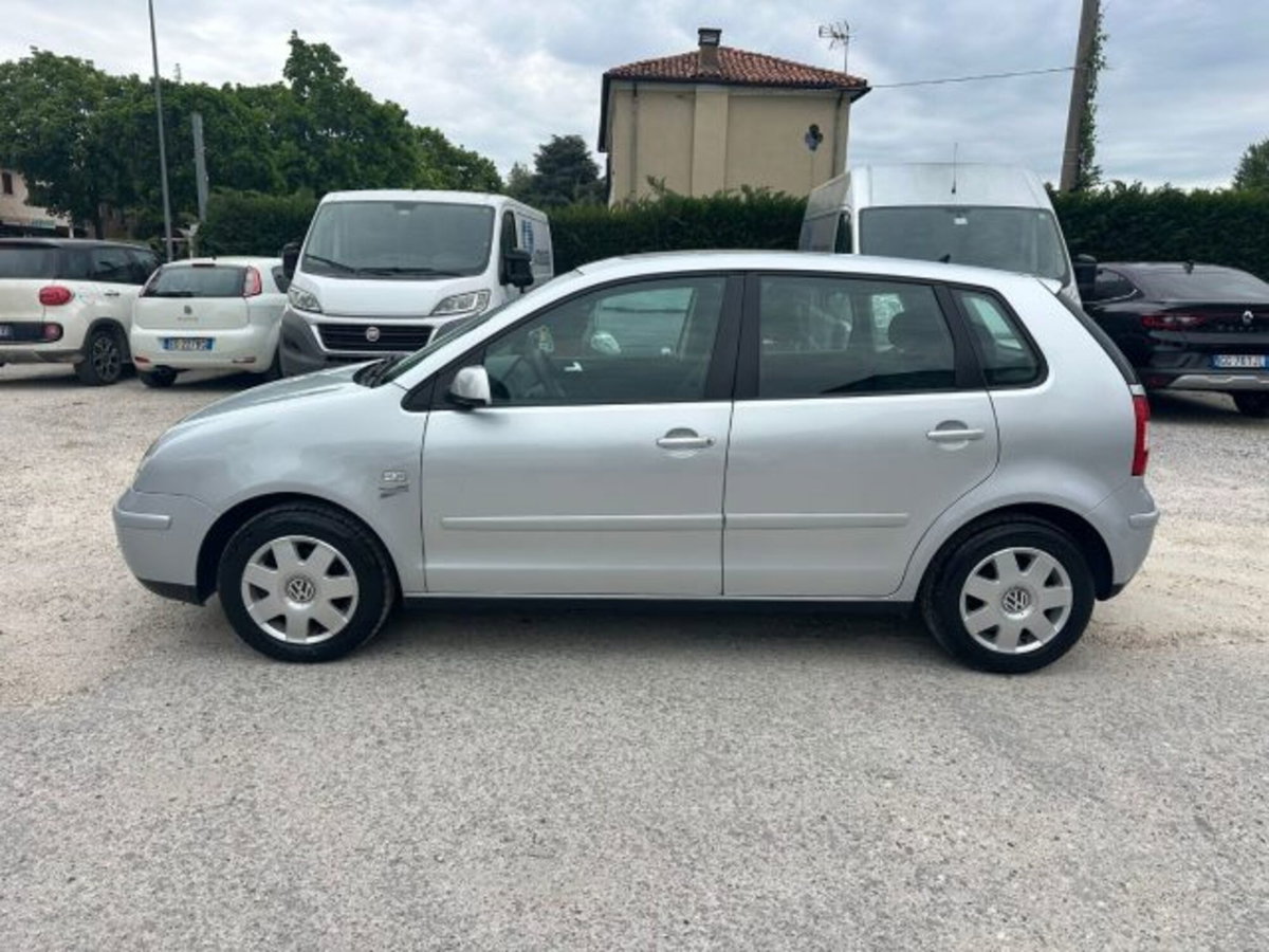 Volkswagen Polo 1.2 5p. X Air (2)
