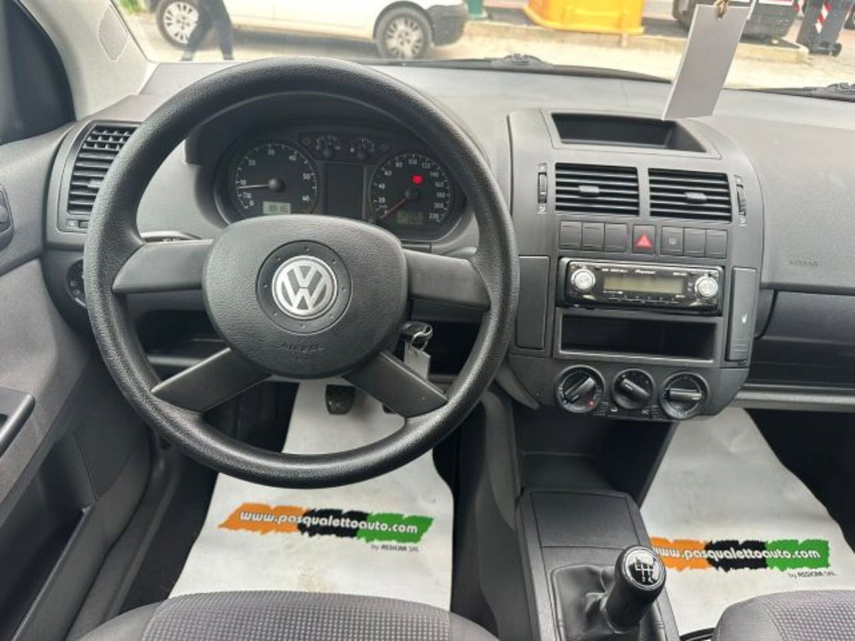 Volkswagen Polo 1.2 5p. X Air (4)