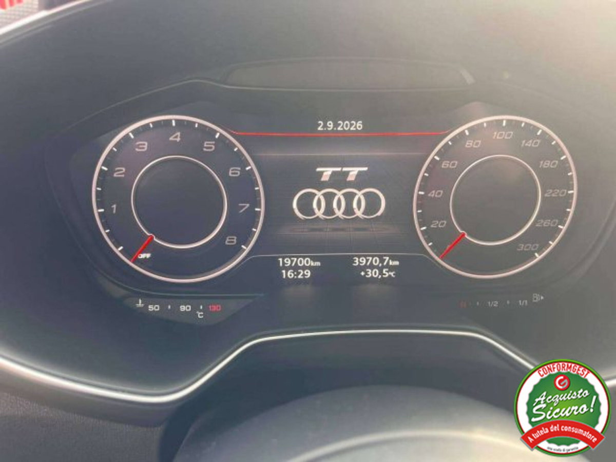 Audi TT Coupé Coupe 45 2.0 tfsi quattro s-tronic (13)