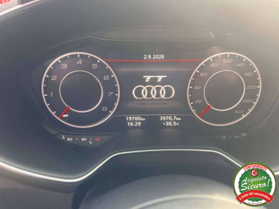 Audi TT Coupé Coupe 45 2.0 tfsi quattro s-tronic (13)