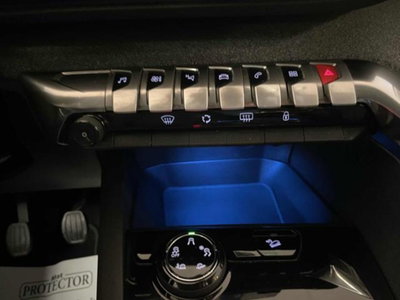 Peugeot 5008 BlueHDi 120 S&S Allure (14)
