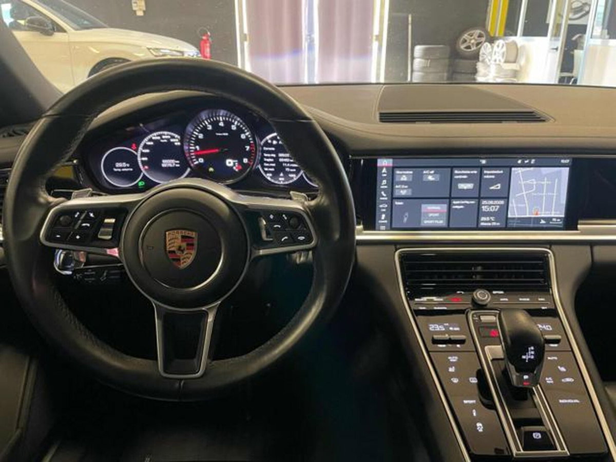 Porsche Panamera 2.9 4S auto (7)