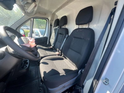 Toyota Proace Max Furgone Max 33 2.2d 120cv L2H2 Business (15)
