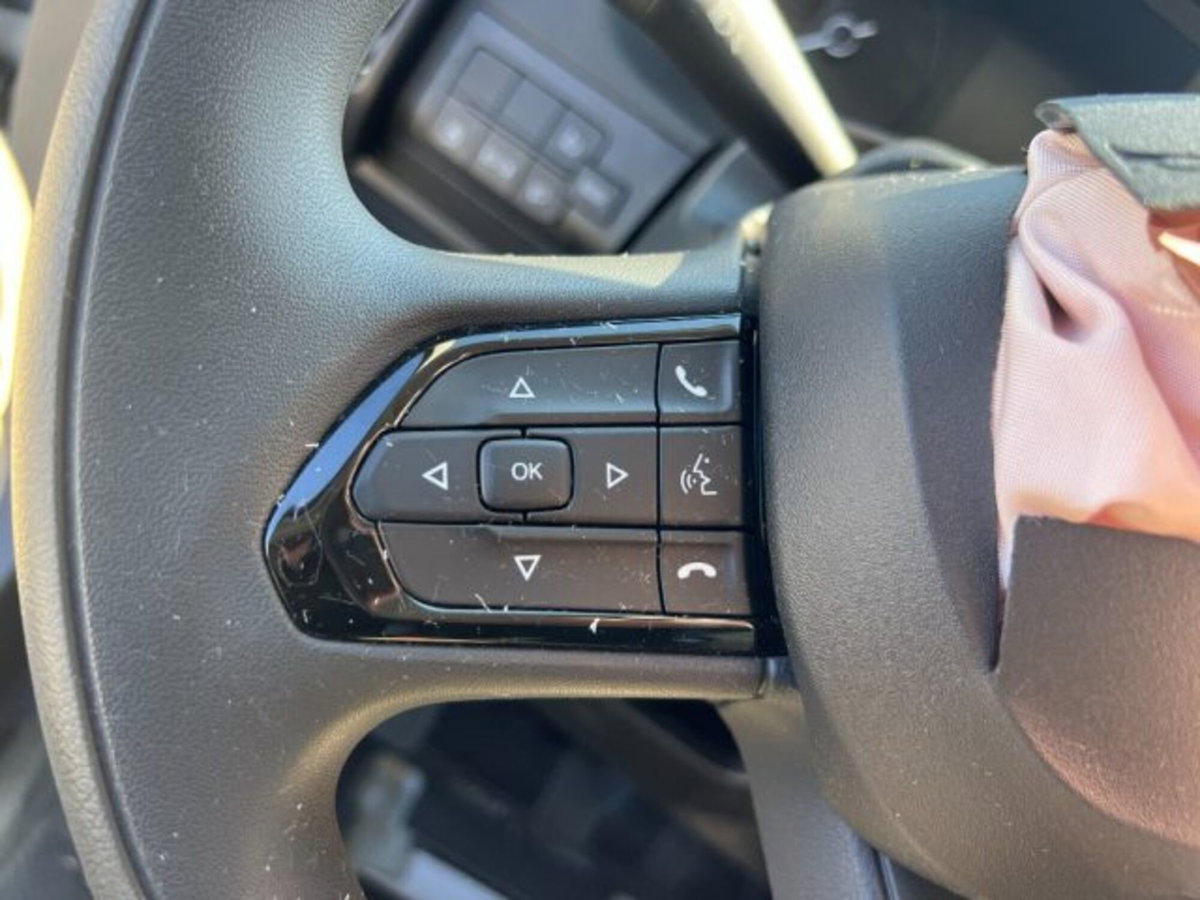 Toyota Proace Max Furgone Max 33 2.2d 120cv L2H2 Business (18)
