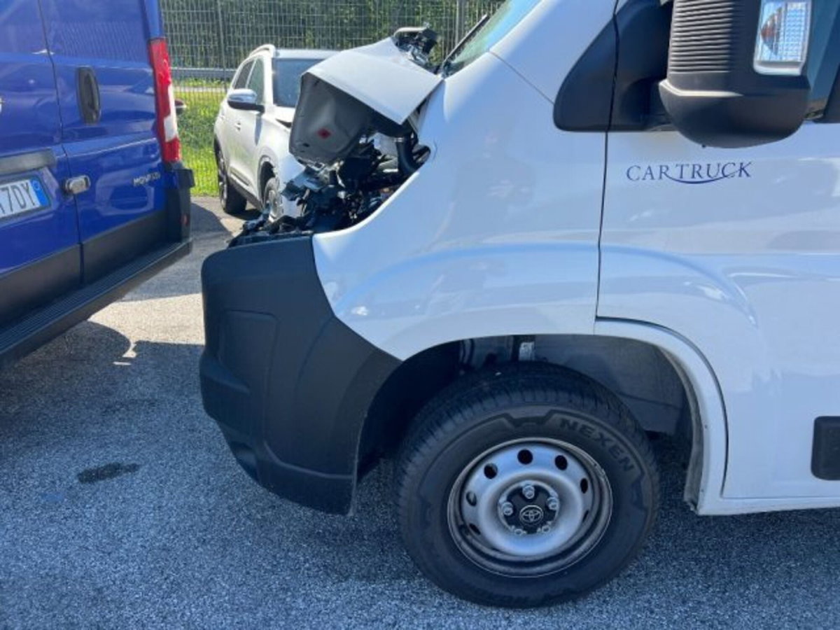 Toyota Proace Max Furgone Max 33 2.2d 120cv L2H2 Business (2)