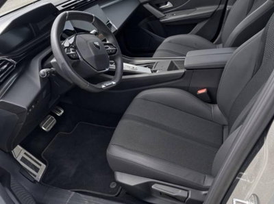 Peugeot 408 Hybrid 225 e-EAT8 First Edition (6)