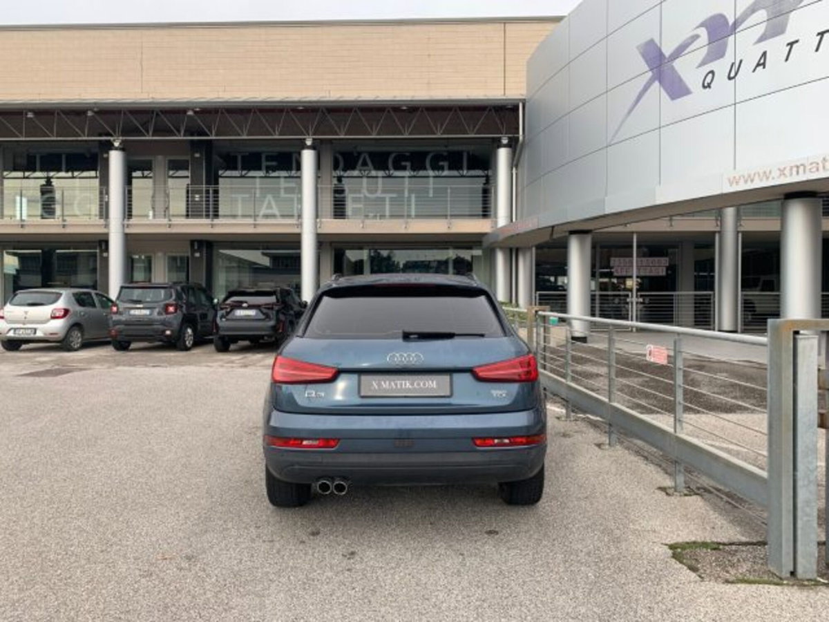 Audi Q3 2.0 TDI 150 CV (6)