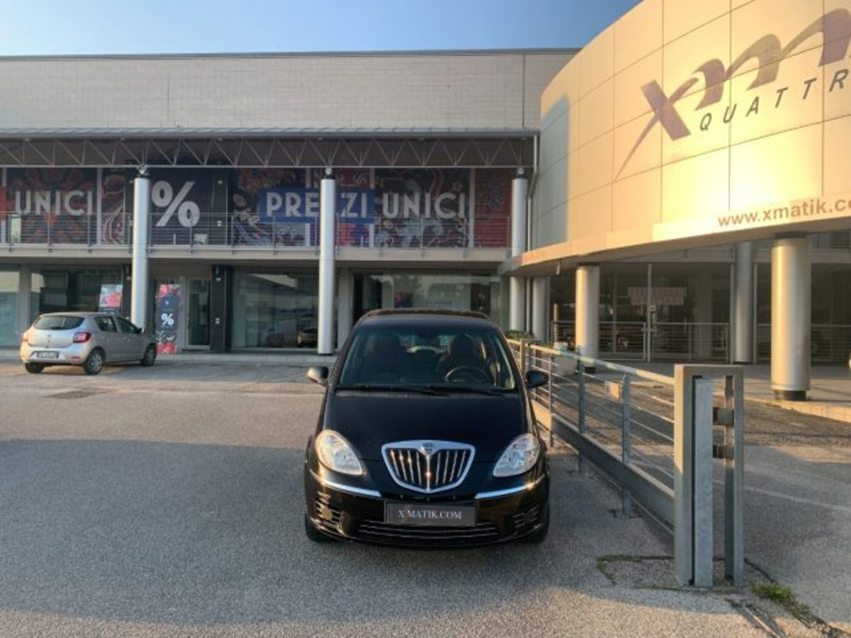 Lancia Musa 1.3 Multijet 16V 70 CV Oro (2)