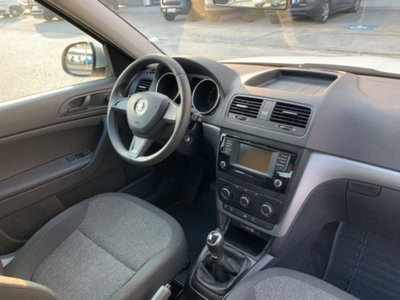 Skoda Yeti 2.0 TDI CR 110CV 4x4 Ambition (9)
