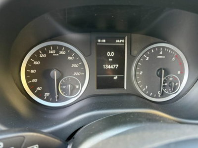 Mercedes-Benz Vito 2.0 110 CDI PC Mixto Compact (10)