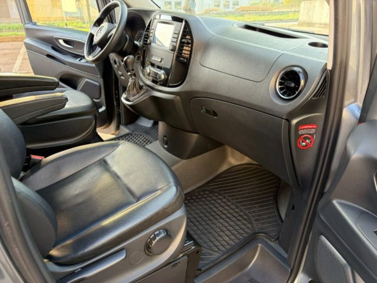 Mercedes-Benz Vito 2.0 110 CDI PC Mixto Compact (13)