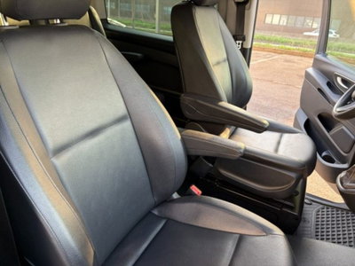 Mercedes-Benz Vito 2.0 110 CDI PC Mixto Compact (14)