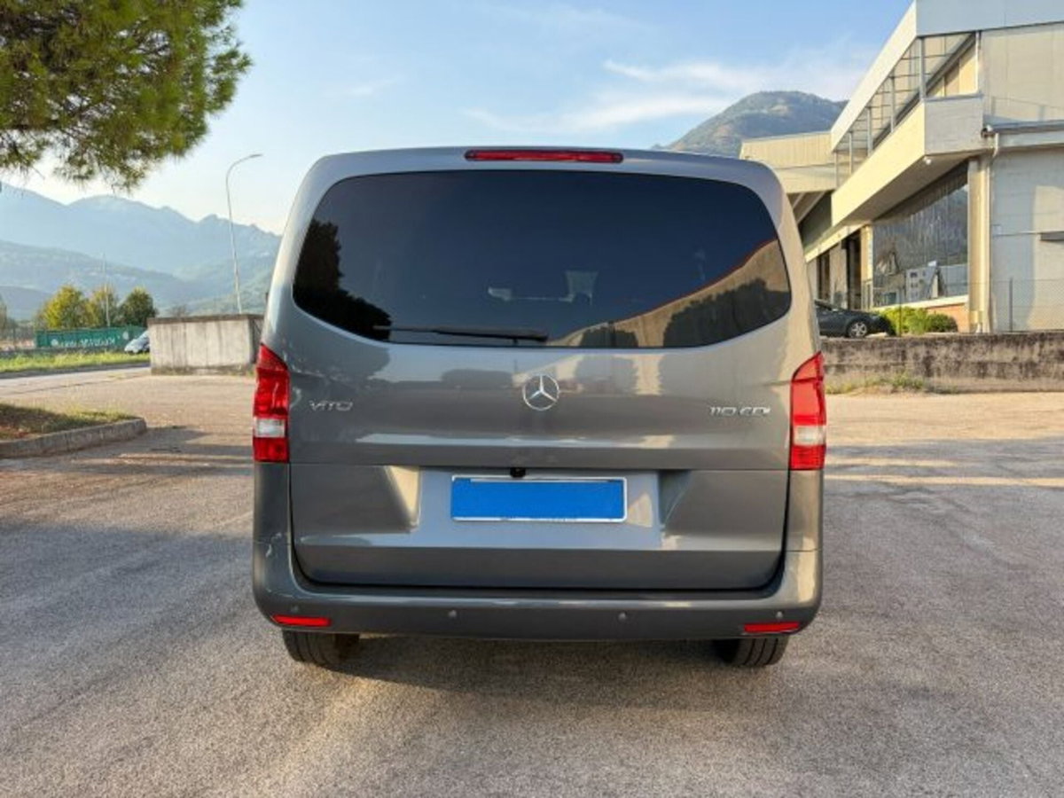 Mercedes-Benz Vito 2.0 110 CDI PC Mixto Compact (6)