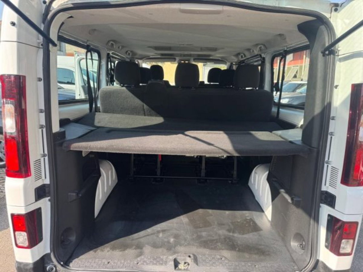 Renault Trafic Furgone BluedCi 150CV EDC PL-TN SpaceClass (18)