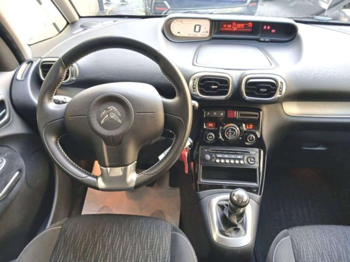Citroen C3 Picasso 1.4 VTi 95 Exclusive Style (10)