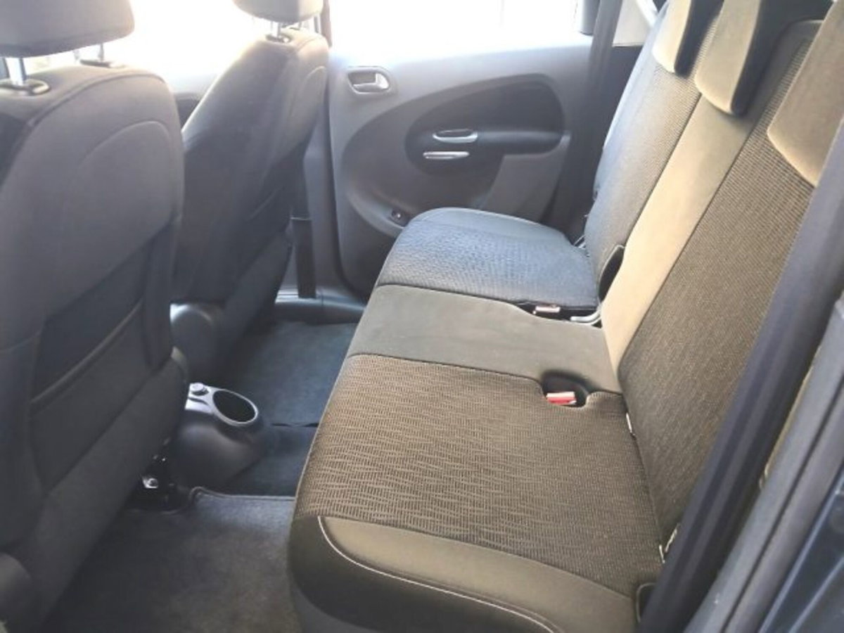 Citroen C3 Picasso 1.4 VTi 95 Exclusive Style (13)