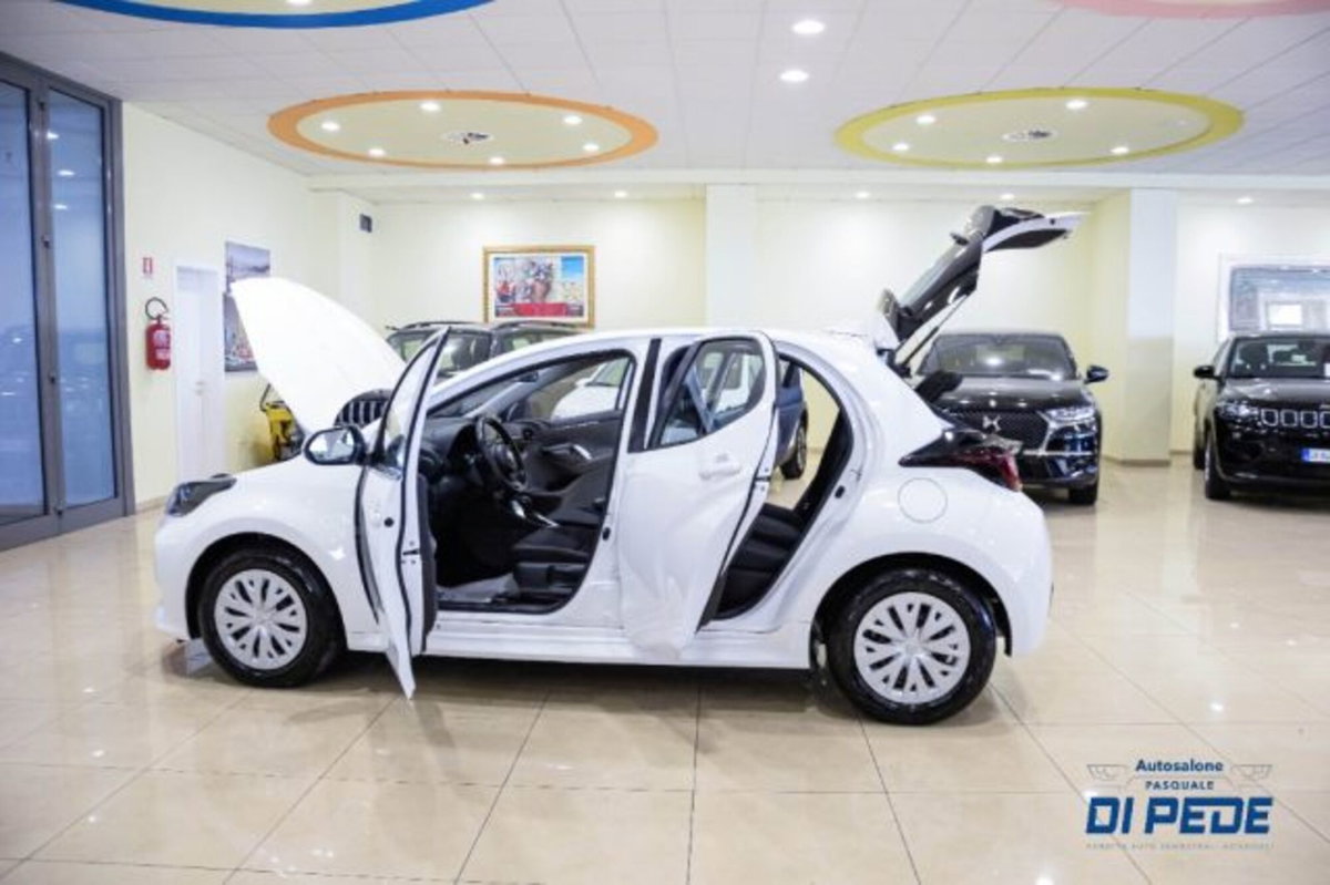Toyota Yaris Cross 1.5 Hybrid 5p. E-CVT Active (14)