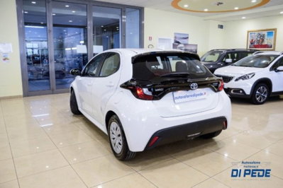 Toyota Yaris Cross 1.5 Hybrid 5p. E-CVT Active (6)